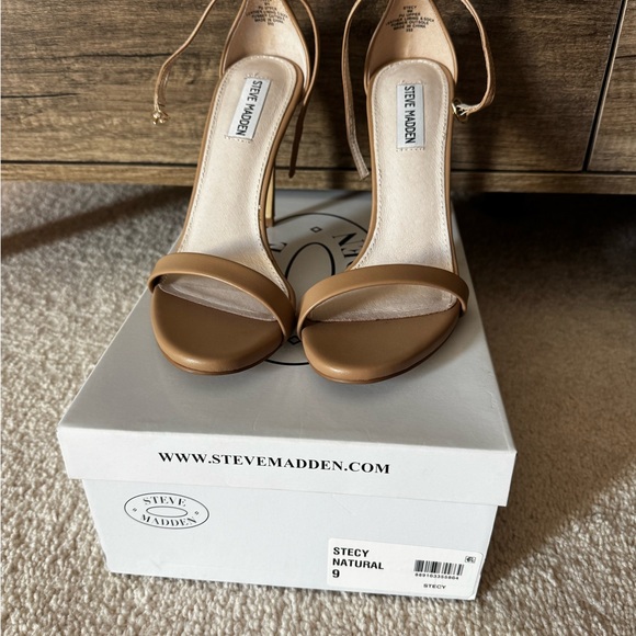 Steve Madden Nude Heels for Women - Picture 1 of 4